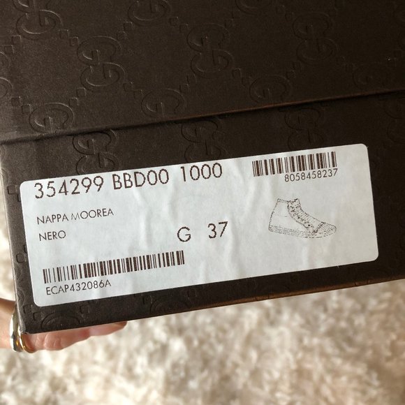 Gucci Nappa Moorea Sneakers - Picture 10 of 10